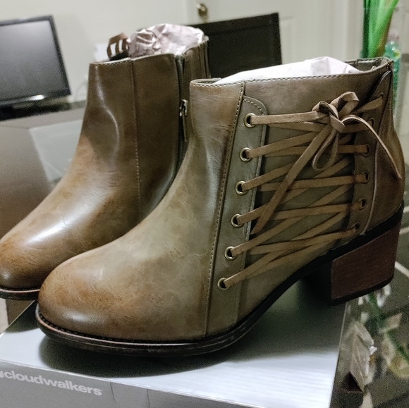 Cloudwalkers Women's Brown Ankle Boots - Picture 1 of 5
